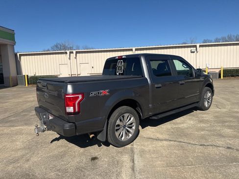 Used 2017 Ford F150 XL w/ Equipment Group 101A Mid image 13