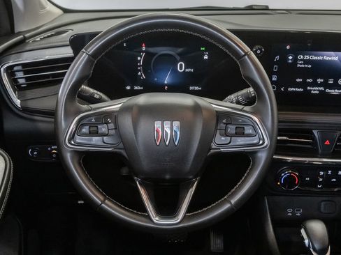Used 2025 Buick Encore GX Preferred image 12