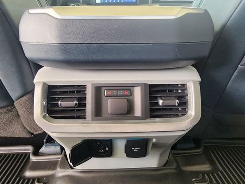 Used 2021 Ford F150 Limited AWD/4WD image 19