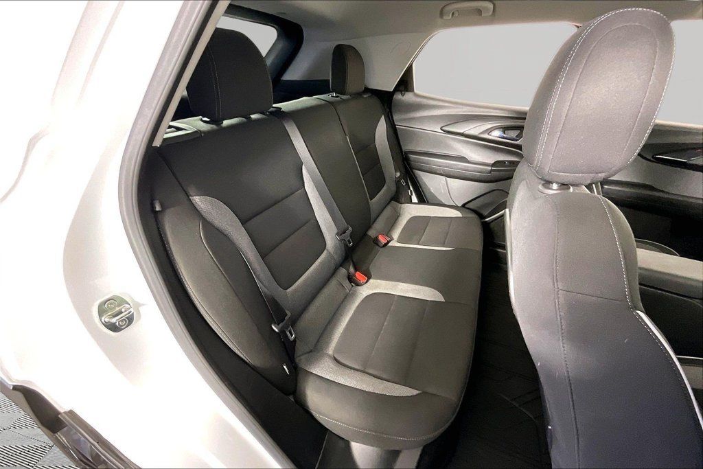 Used 2023 Chevrolet TrailBlazer LT w/ Convenience Package FWD image 22