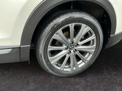 Used 2023 MAZDA CX-9 Signature image 10