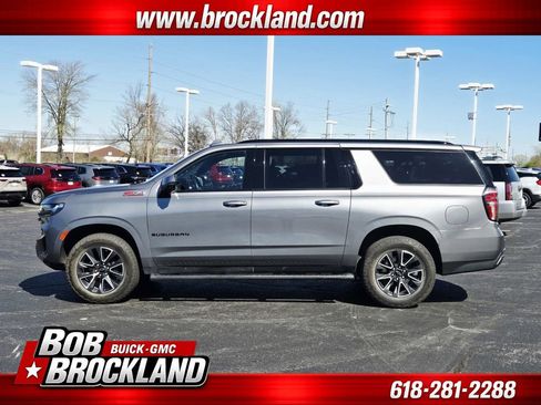 Used 2021 Chevrolet Suburban Z71 w/ Z71 Off-Road Package AWD/4WD image 6