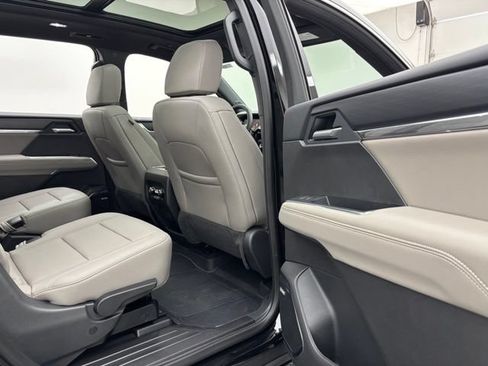 New 2026 GMC Acadia Elevation w/ Elevation Premium Package FWD image 38