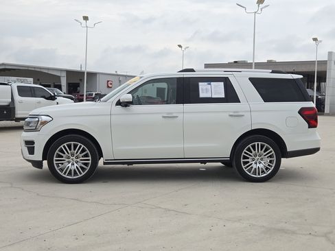 Certified 2023 Ford Expedition Limited RWD image 4