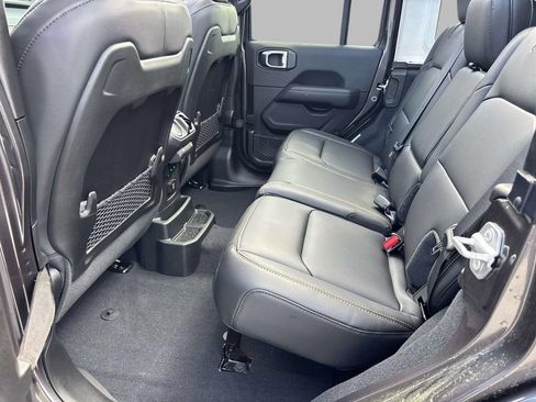 New 2026 Jeep Wrangler Unlimited Sahara AWD/4WD image 8