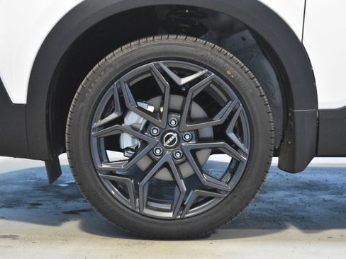 New 2026 Nissan Kicks SR w/ SR Premium Package image 22