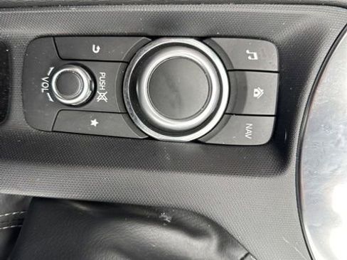 Used 2022 MAZDA MX-5 Miata Grand Touring w/ Weather Package image 22