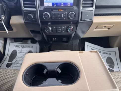 Used 2020 Ford F150 XLT image 17