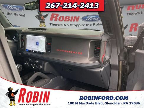 Used 2023 Ford Bronco Badlands w/ Sasquatch Package AWD/4WD image 26