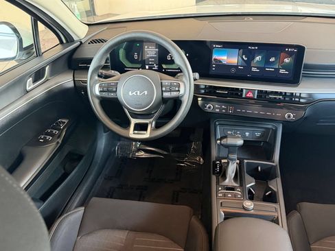 Used 2025 Kia K5 LXS FWD image 32