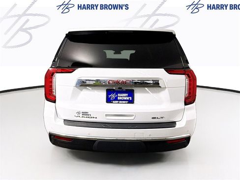 Used 2024 GMC Yukon XL SLT w/ SLT Luxury Package image 32