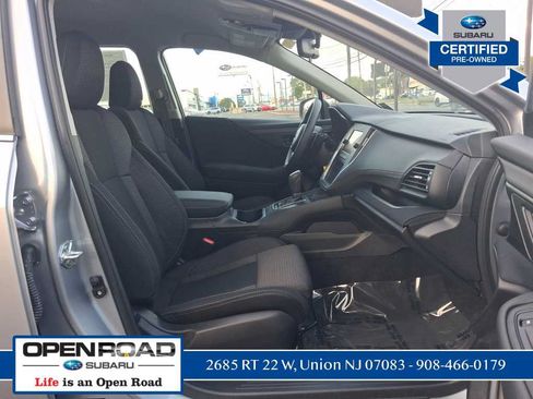 Used 2025 Subaru Outback AWD/4WD image 17