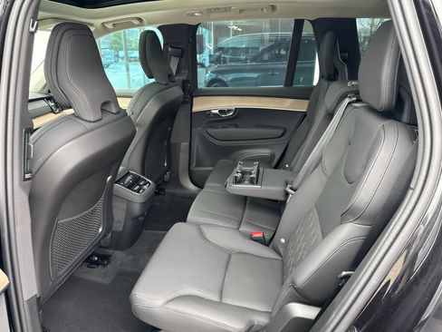 Used 2026 Volvo XC90 B6 Plus AWD/4WD image 12
