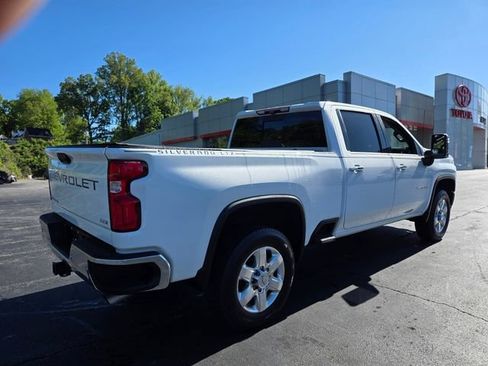 Used 2020 Chevrolet Silverado 2500 LTZ w/ LTZ Premium Package AWD/4WD image 8