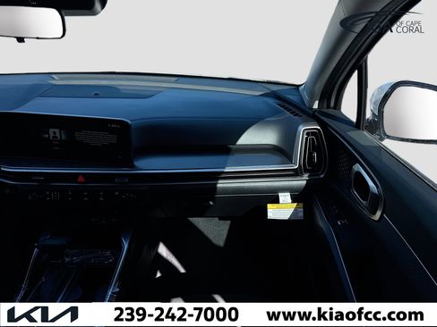 New 2026 Kia Sorento LX FWD image 16