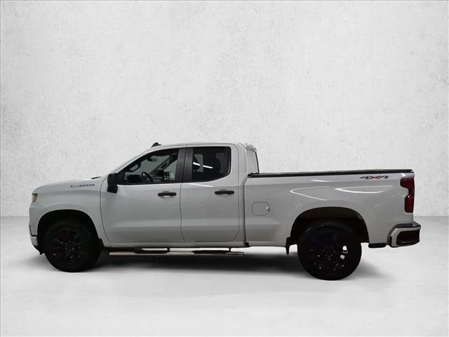 Used 2020 Chevrolet Silverado 1500 Custom w/ Custom Value Package AWD/4WD image 9
