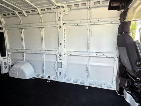 Used 2024 RAM ProMaster 2500 w/ Convenience Group FWD image 26
