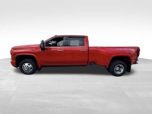 Used 2024 Chevrolet Silverado 3500 LTZ w/ LTZ Plus Package AWD/4WD image 3