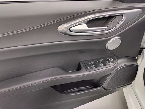 Used 2024 Alfa Romeo Giulia Veloce image 27