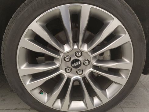 Used 2018 Lincoln MKX Reserve FWD image 31