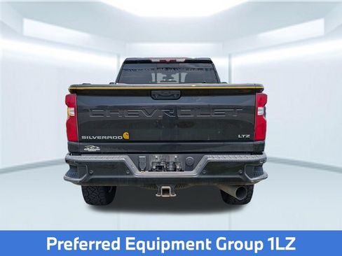 Used 2021 Chevrolet Silverado 2500 LTZ w/ Carhartt Edition AWD/4WD image 3