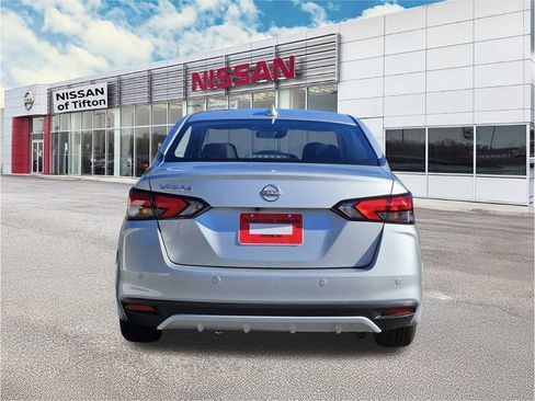New 2025 Nissan Versa SV w/ Trunk Package FWD image 6