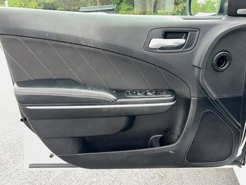 Used 2022 Dodge Charger GT image 13