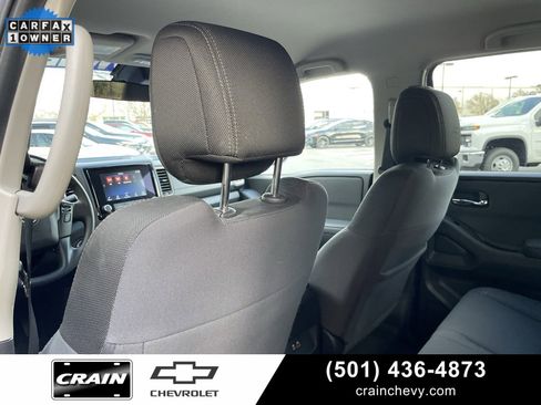 Used 2024 Nissan Frontier SV image 25