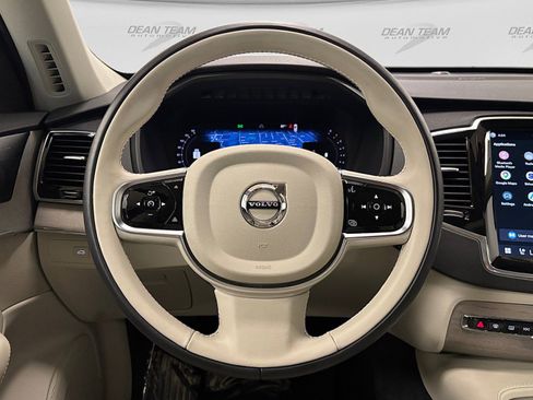 Used 2024 Volvo XC90 B5 Plus w/ Protection Package Premier AWD/4WD image 40