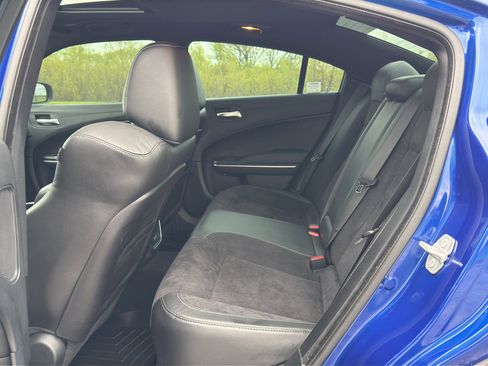 Used 2020 Dodge Charger Scat Pack w/ Dynamics Package RWD image 39