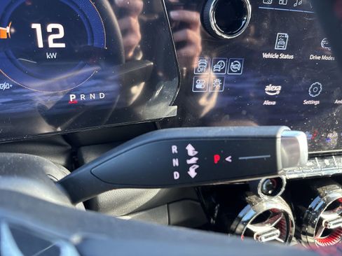 Used 2024 Chevrolet Blazer EV RS image 19