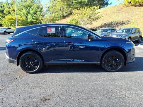 Certified 2025 Nissan Murano SV w/ Cargo Package image 4