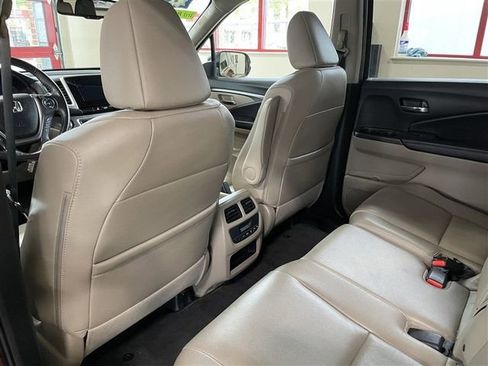 Used 2018 Honda Pilot EX-L image 34