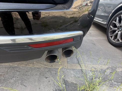 Used 2023 GMC Yukon Denali image 16