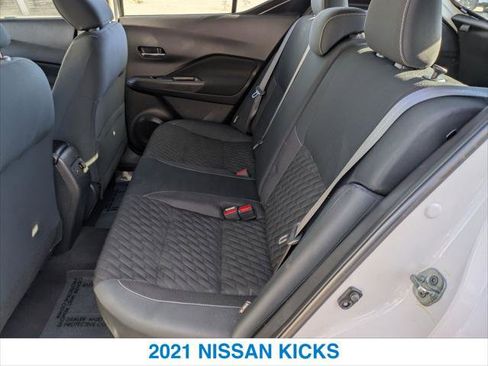 Used 2021 Nissan Kicks SV image 22