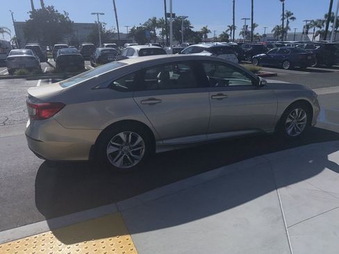 Used 2019 Honda Accord LX image 21