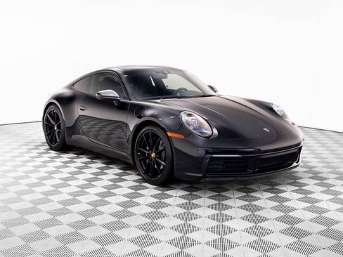 Used 2021 Porsche 911 Carrera RWD image 6