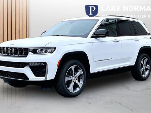 New 2026 Jeep Grand Cherokee Limited w/ Luxury Tech Group II AWD/4WD image 4