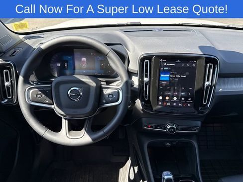 Used 2026 Volvo XC40 B5 Plus w/ Protection Package Premier AWD/4WD image 25