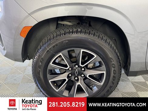 Used 2021 Chevrolet Tahoe Z71 w/ Z71 Signature Package image 31