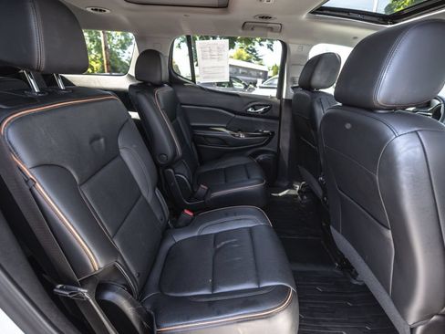 Used 2023 GMC Acadia AT4 w/ Technology Package AWD/4WD image 32