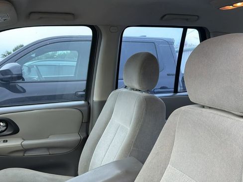 Used 2005 Chevrolet TrailBlazer LS RWD image 10