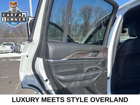 Used 2023 Jeep Grand Cherokee Overland image 32
