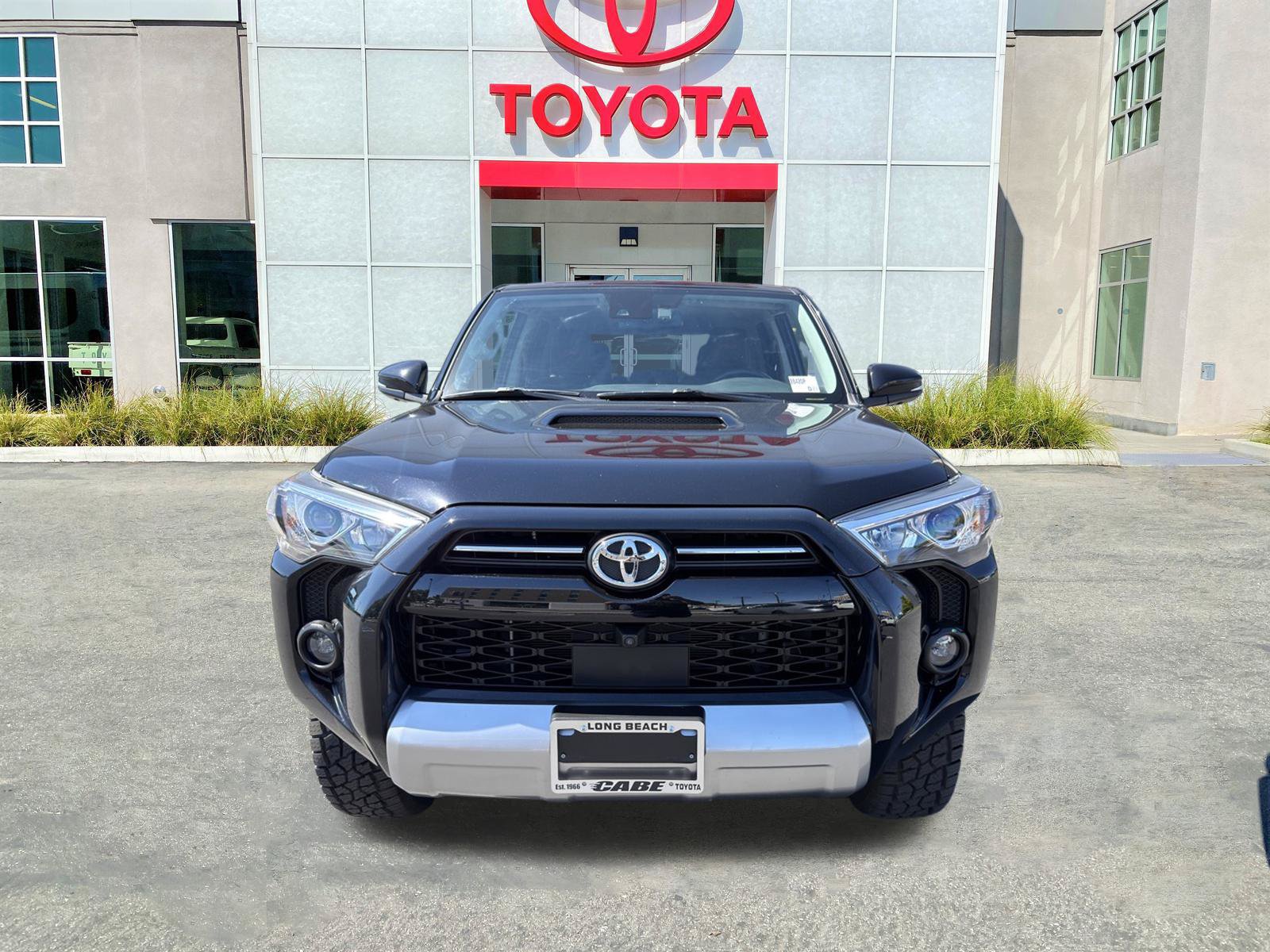 Used 2024 Toyota 4Runner TRD Off-Road Premium w/ Off Road Premium Plus Package AWD/4WD image 3