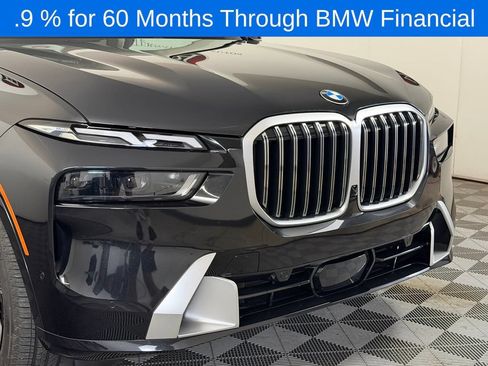 Used 2026 BMW X7 xDrive40i AWD/4WD image 11