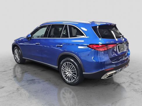 New 2026 Mercedes-Benz GLC 300 image 5