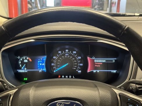 Used 2020 Ford Fusion SEL image 19