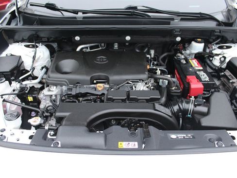 Used 2020 Toyota RAV4 XLE Premium image 37