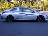 Certified 2022 Hyundai Elantra SEL w/ Preferred Accessory Package image 6