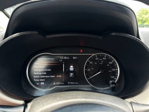 Used 2021 Nissan Versa SV image 24